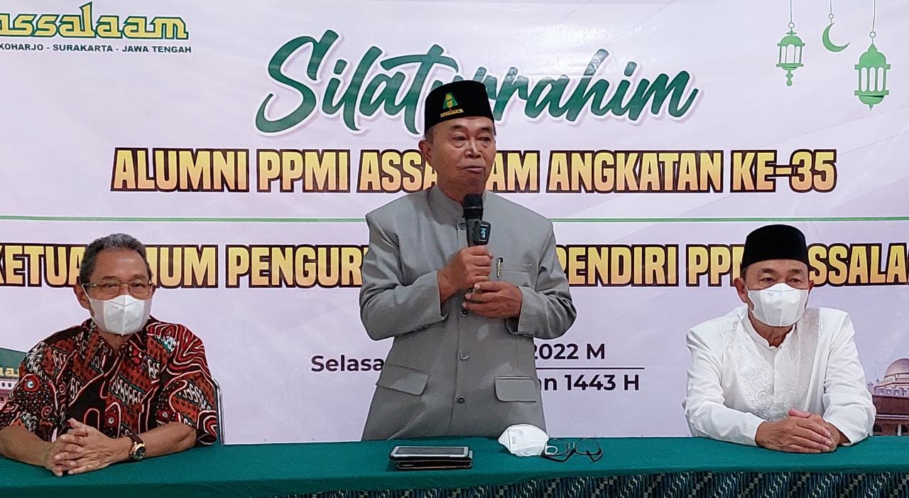 Silaturahmi Calon Wisudawan Wisudawati dengan Ketua YPMI Assalaam