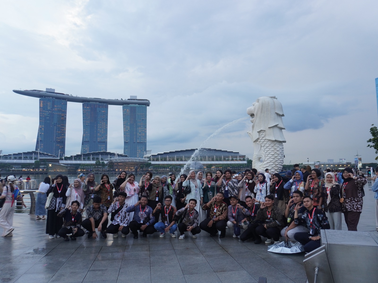 Lima Santri MA PPMI Assalaam Terpilih Ikuti Program Student Exchange IYIS 10