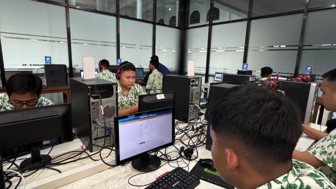 Ukur Kompentesi di Era Industri 4.0, Santri SMK Assalaam Ikuti Ujia Viera