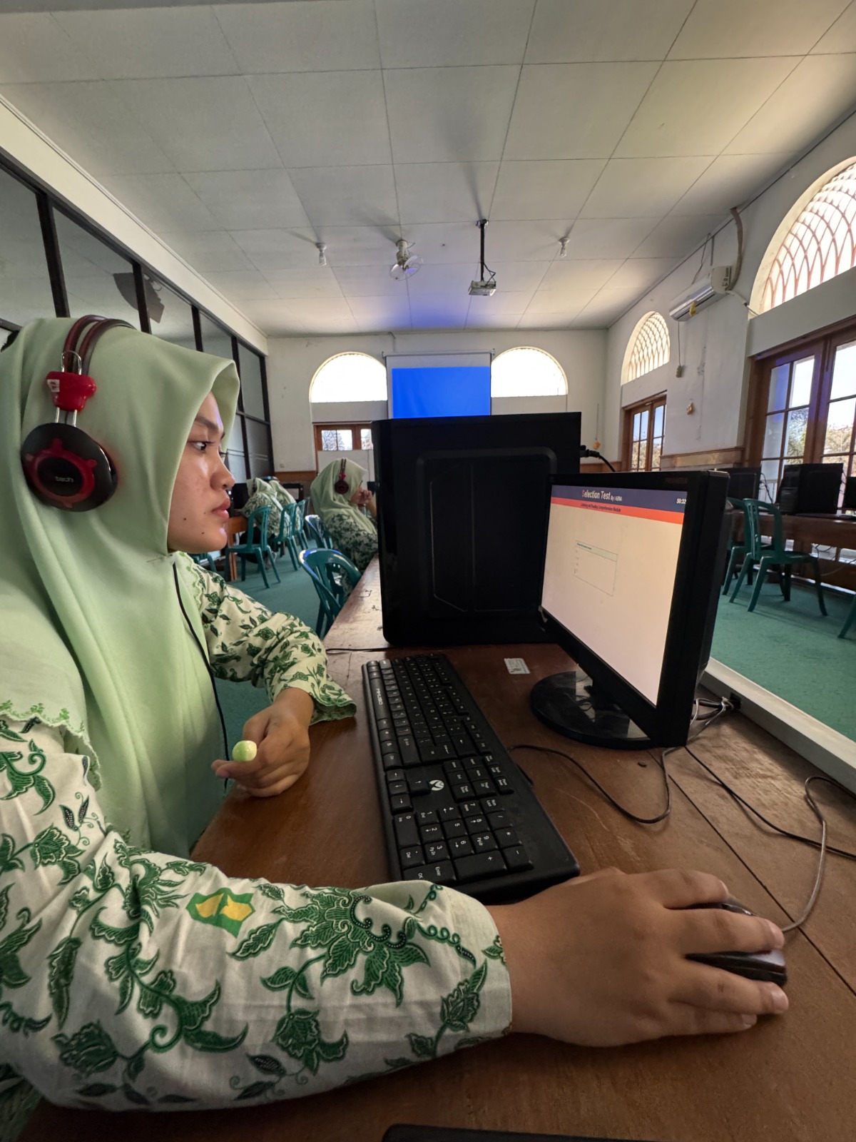 Ukur Kompentesi di Era Industri 4.0, Santri SMK Assalaam Ikuti Ujia Viera
