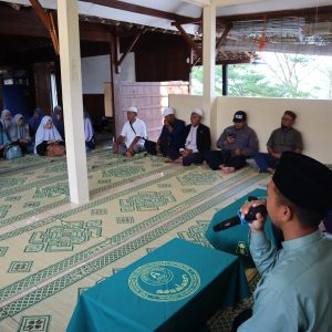 Kunjungan Studi Tiru Majelis Taklim Ar-Rosyidah Magetan ke SMP TQS Assalaam Tepus