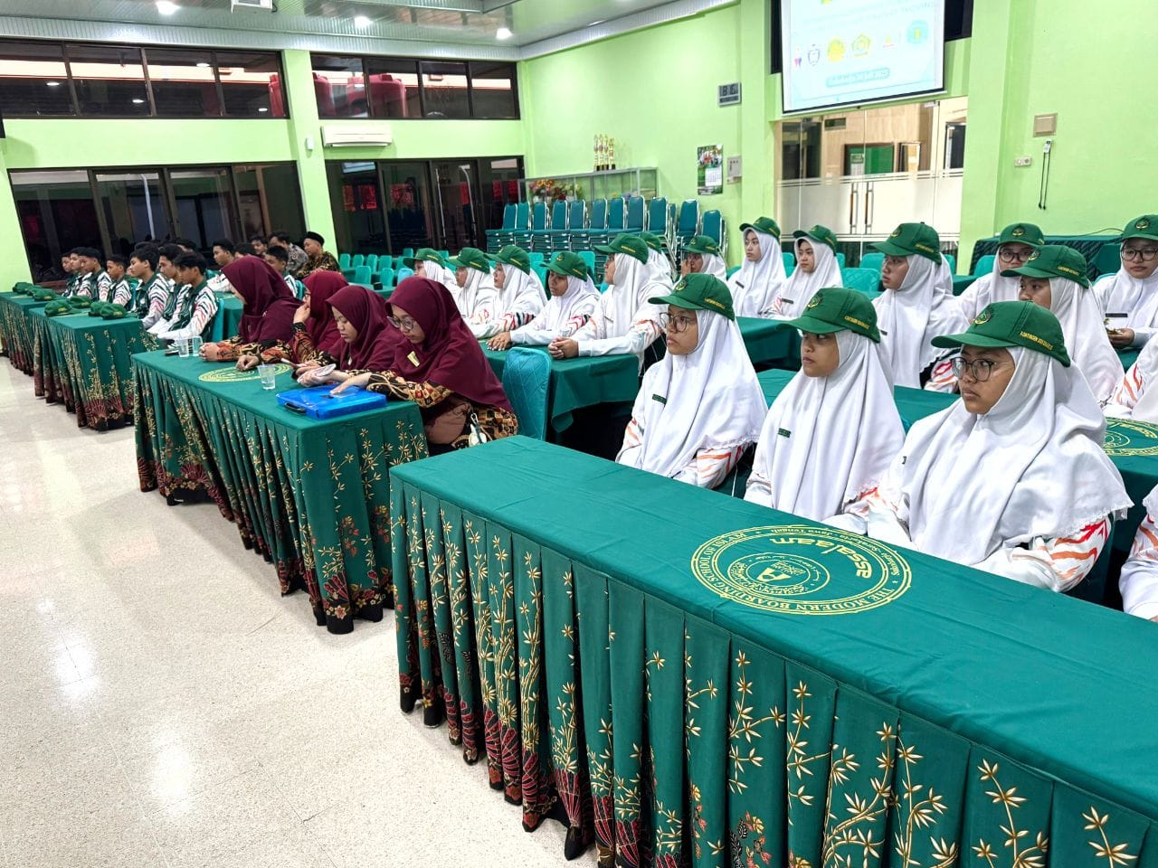 Pelepasan Kontingen Santri Assalaam dalam Porseni Jawa Tengah