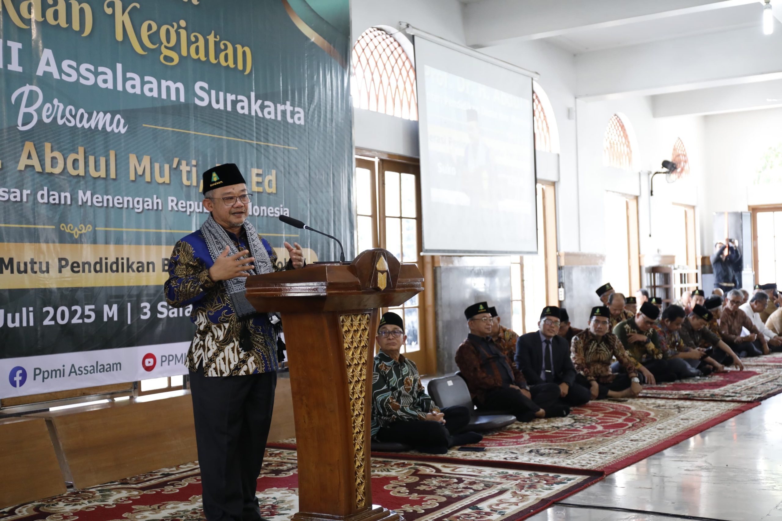 Menteri Pendidikan Dasar dan Menengah RI Membuka Rangkaian Kegiatan 43 Tahun PPMI Assalaam Surakarta