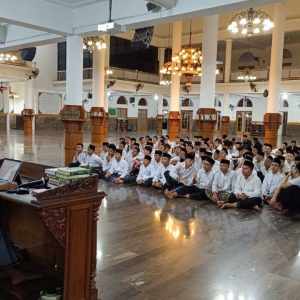 Mulai Perjalanan Akademik dengan Semangat, Santri Baru MA PPMI Assalaam Ikuti MATSAMA 2025/2026 