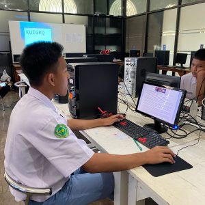 Santri Kelas XI PPMI Assalaam Siap Laksanakan ANBK 2025