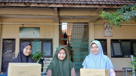 Peringati HUT RI Ke-80, Santri Assalaam Gelar Berbagai Lomba Fungame