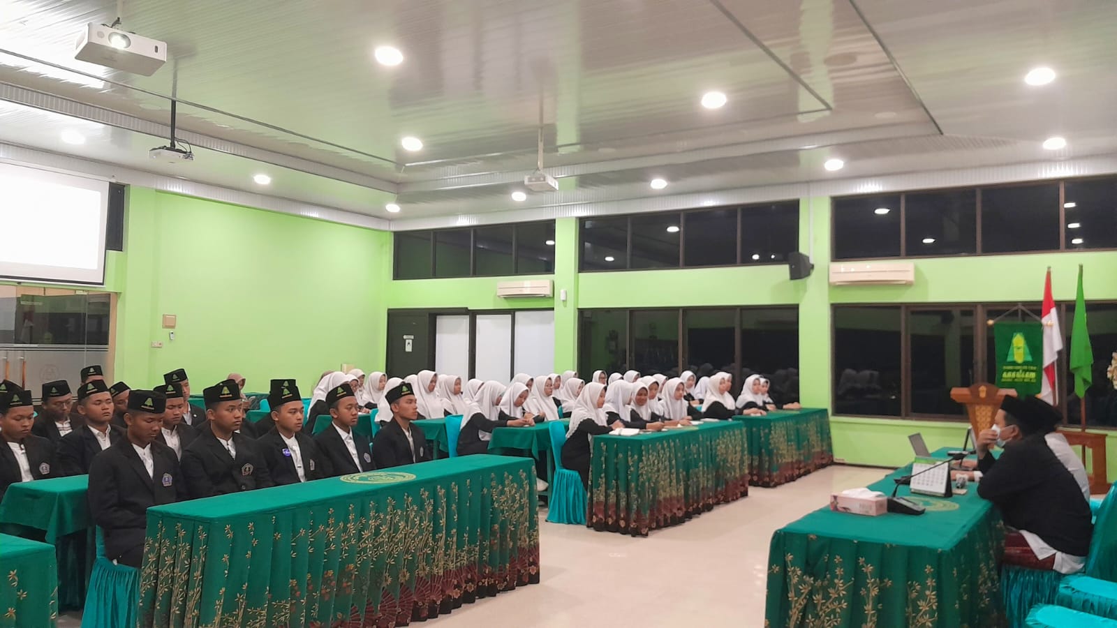 Upgrading Pengajar TPA, Langkah Penting Tingkatkan Kualitas Peran Santri Assalaam di Masyarakat