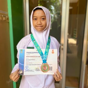 Prestasi Gemilang: Nisyah Rahmatullah Fajrin Raih Medali Perunggu di OSMA Jawa Tengah 2025