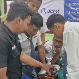 Berkerjasama dengan Biznet, Santri SMK Assalaam Belajar Infrastruktur Fttx