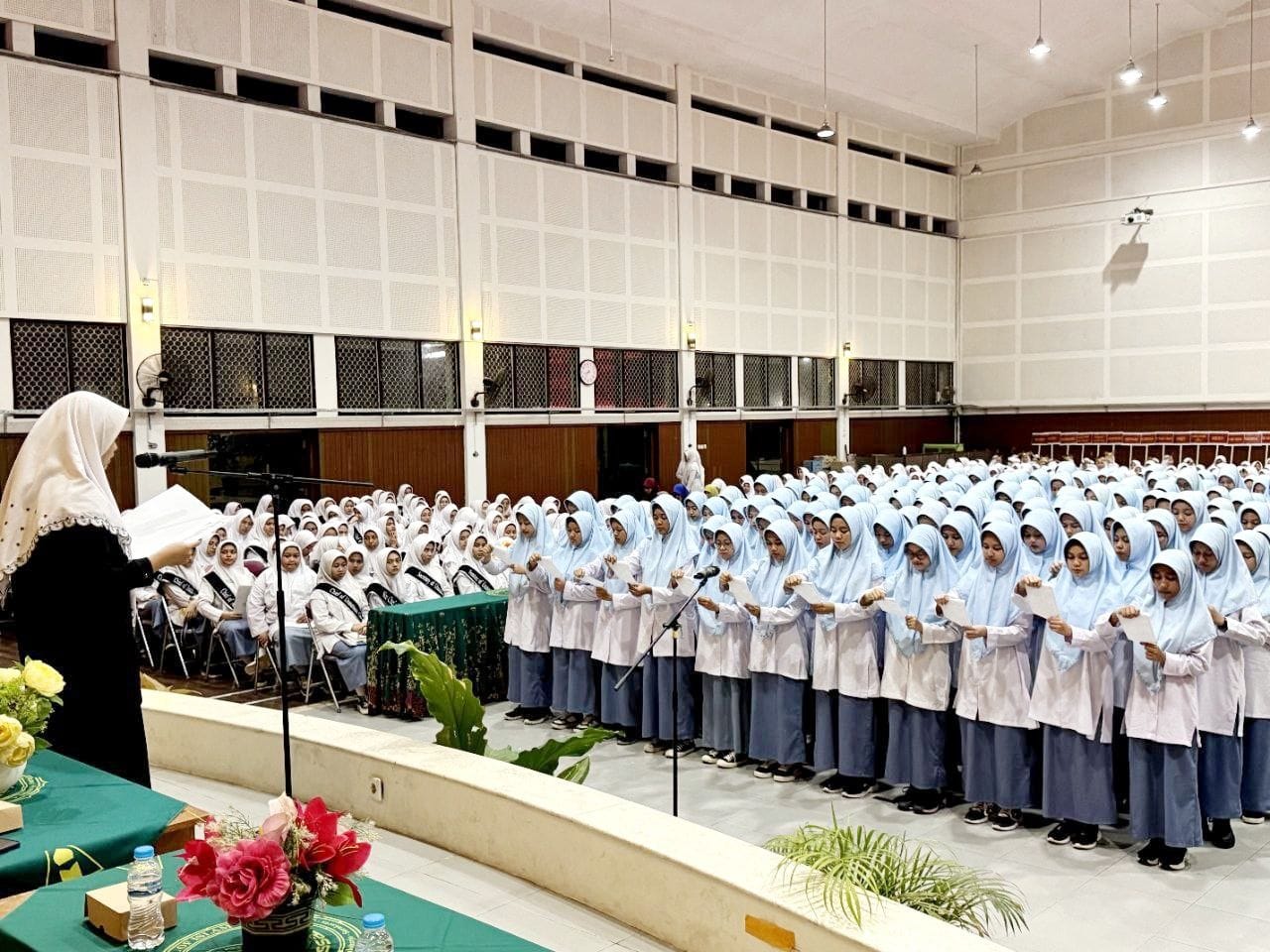 Pelantikan Pengurus Konsulat Putri PPMI Assalaam, Teguhkan Solidaritas dan Kepemimpinan Santriwati