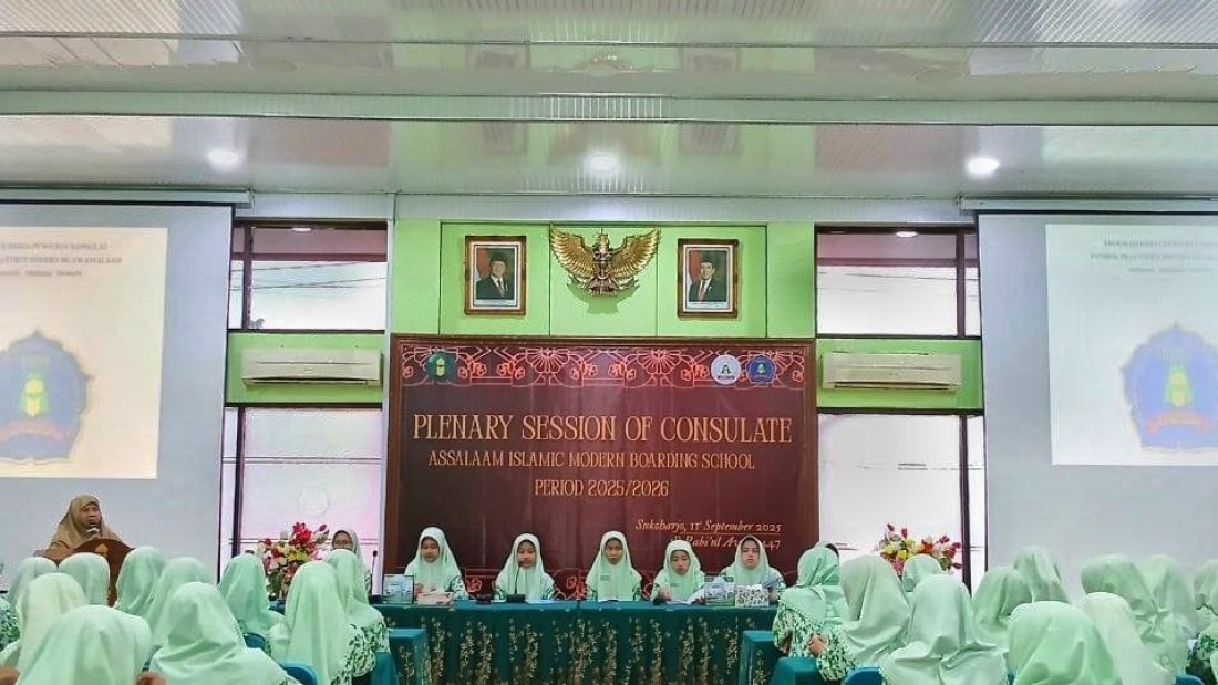 Musyawarah Kerja Konsulat Putri PPMI Assalaam 2025/2026, Santriwati Siapkan Program Kerja