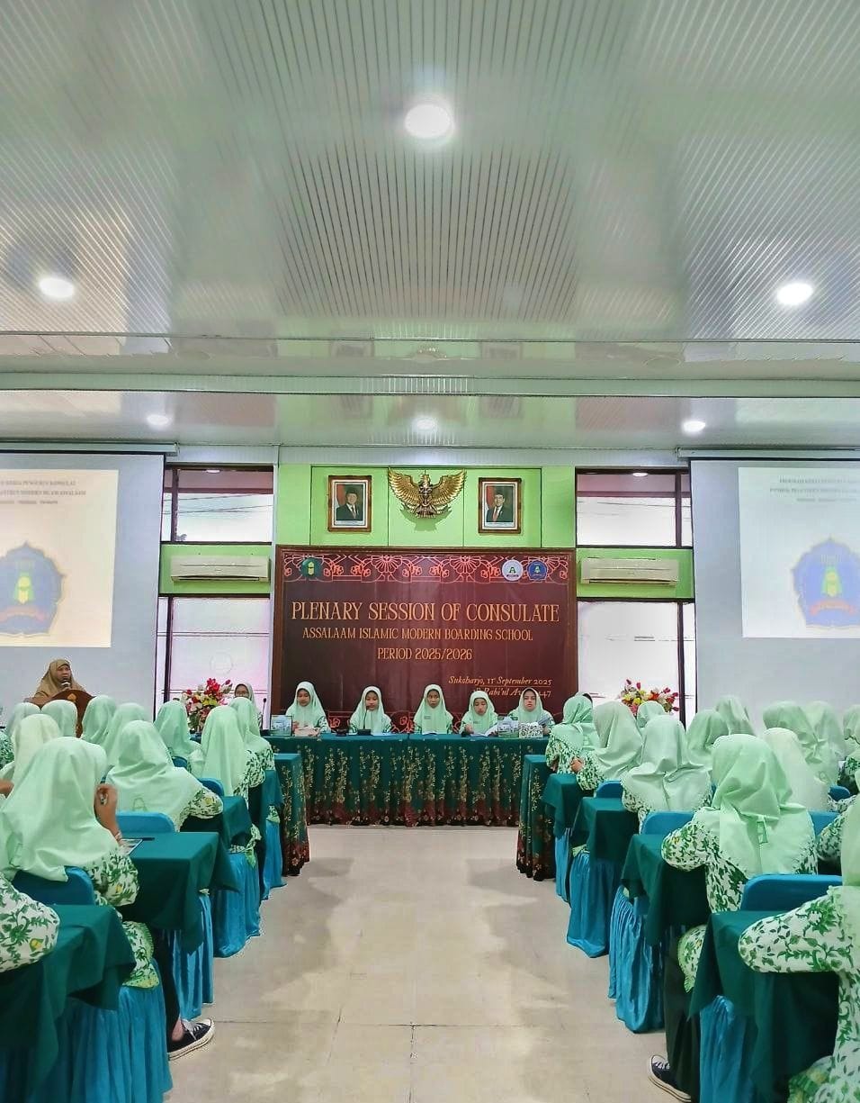 Musyawarah Kerja Konsulat Putri PPMI Assalaam 2025/2026, Santriwati Siapkan Program Kerja