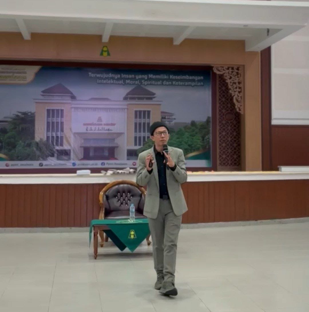 Santriwati Assalaam Ikuti Edukasi Anti-Bullying: “From Bully to Buddy”