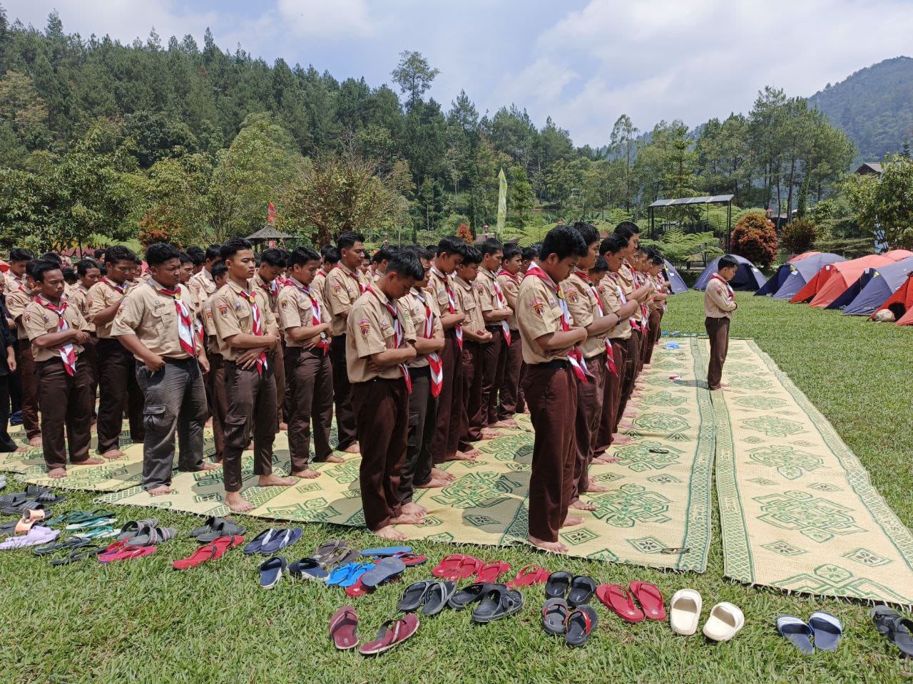 Mempererat Ukhuwah Santri SMA Assalaam Melalui Family Gathering 2025