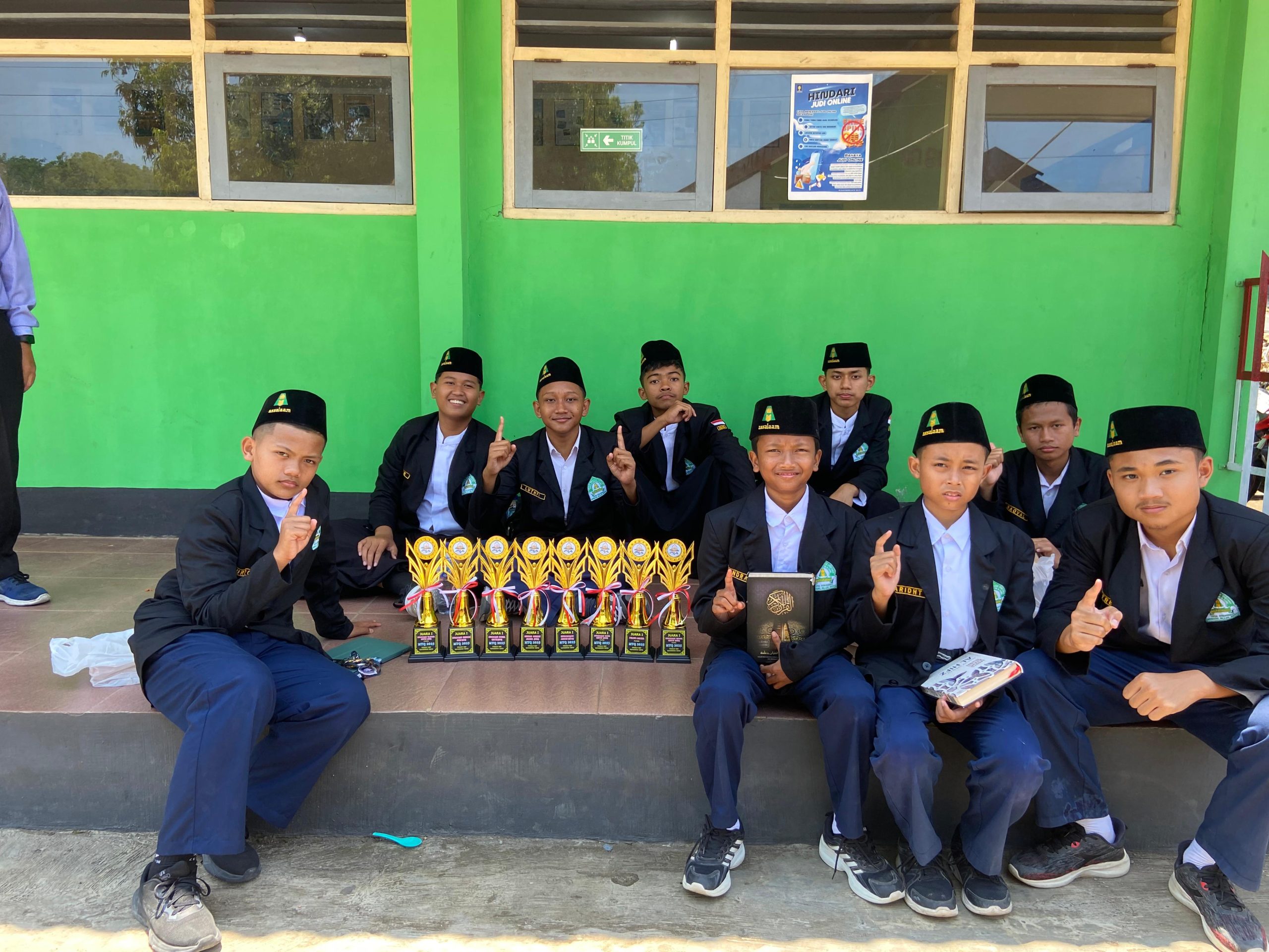Santri SMP TQS Assalaam Tepus Raih Juara Umum MTQ Tingkat Kapanewon Tepus 2025