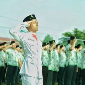 Peringati Hari Santri Nasional 2025, Assalaam Berikan Beasiswa Prestasi bagi 10 Santri Berprestasi MTs