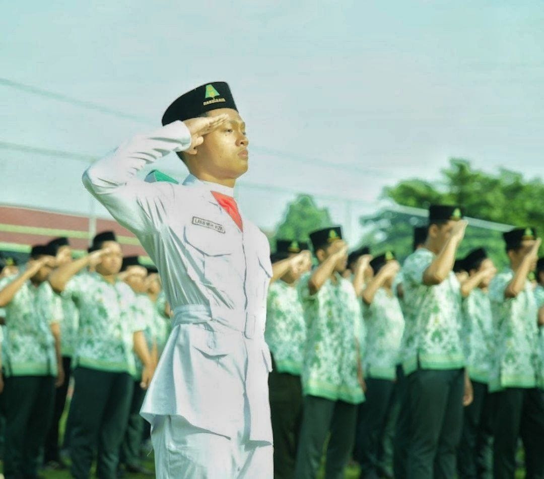 Peringati Hari Santri Nasional 2025, Assalaam Berikan Beasiswa Prestasi bagi 10 Santri Berprestasi MTs