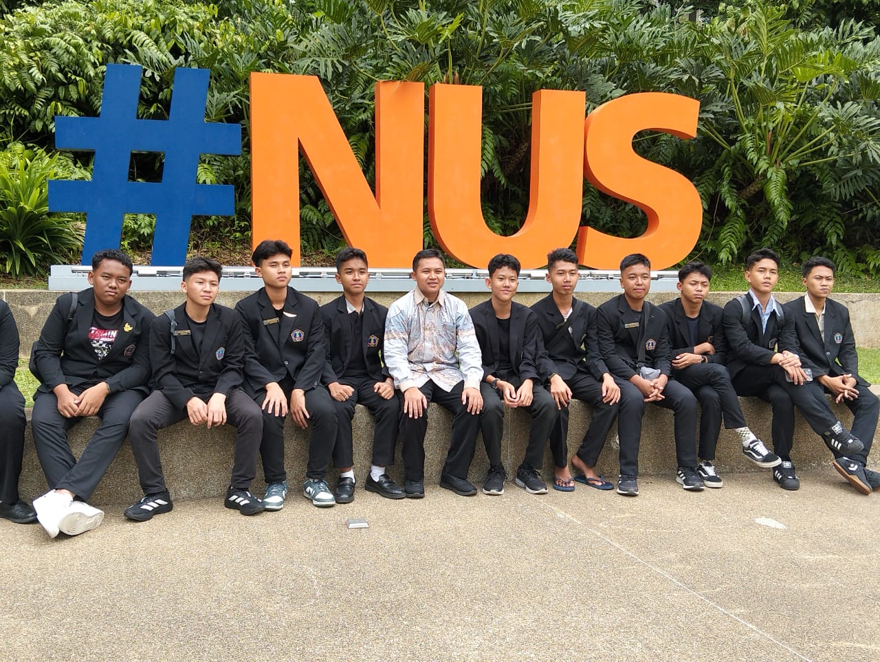 Delegasi Santri PPMI Assalaam Ikuti Pro Smart Youth Summit 3 di Singapura dan Malaysia