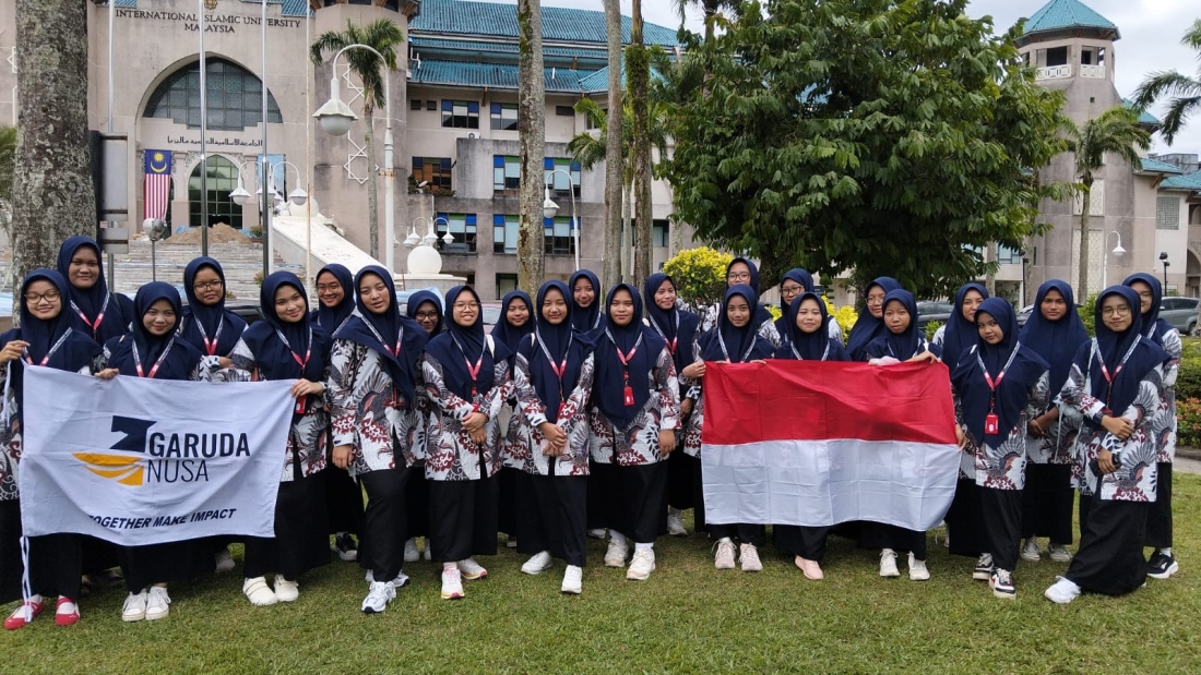 Delegasi Santri PPMI Assalaam Ikuti Pro Smart Youth Summit 3 di Singapura dan Malaysia