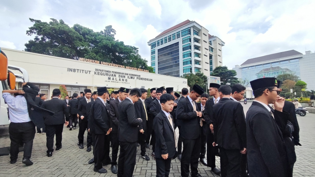 Siswa Kelas XII Assalaam Laksanakan Study Campus di Malang dan Surabaya