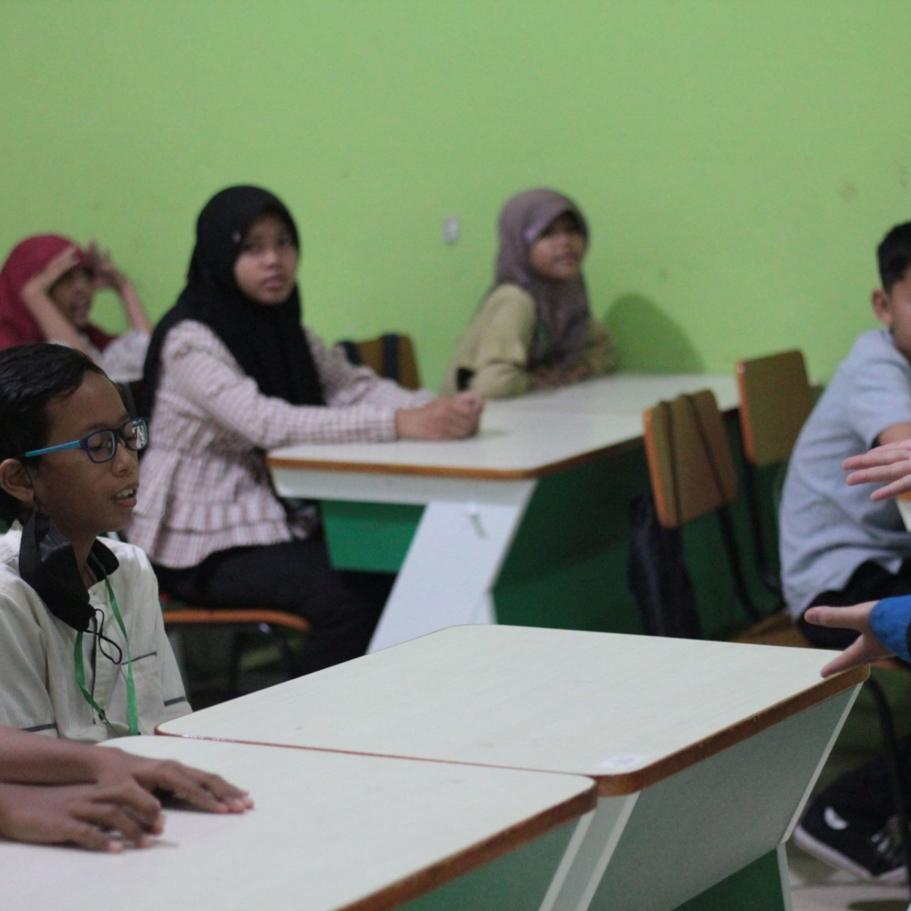 Pelatihan Robotik Warnai Assalaam Science Festival 2025