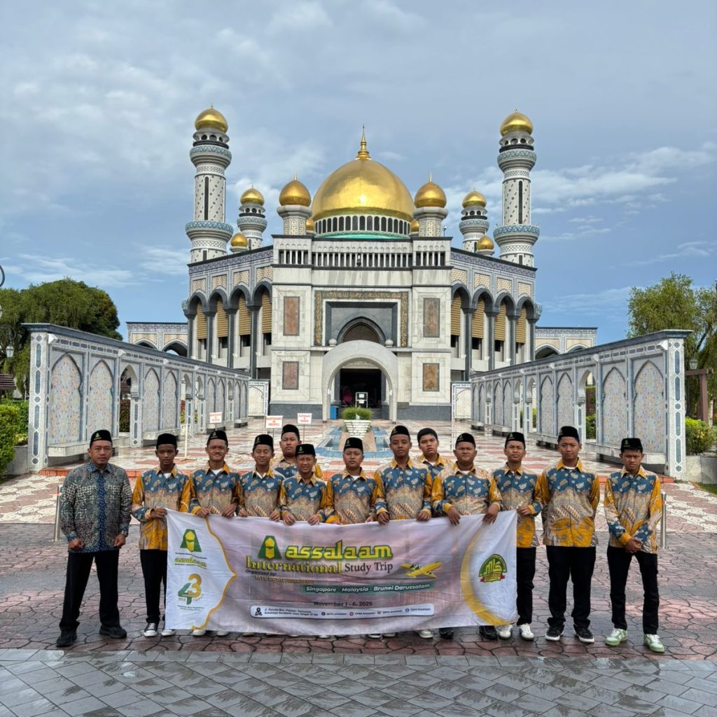Santri MTs PPMI Assalaam Jalani Study Trip Internasional ke Empat Negara: Singapura, Malaysia, Thailand, dan Brunei Darussalam