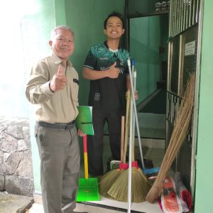 PPMI Assalaam Laksanakan Bakti Sosial Pengabdian Masyarakat, Tanamkan Kepedulian Sosial Santri Sejak Dini