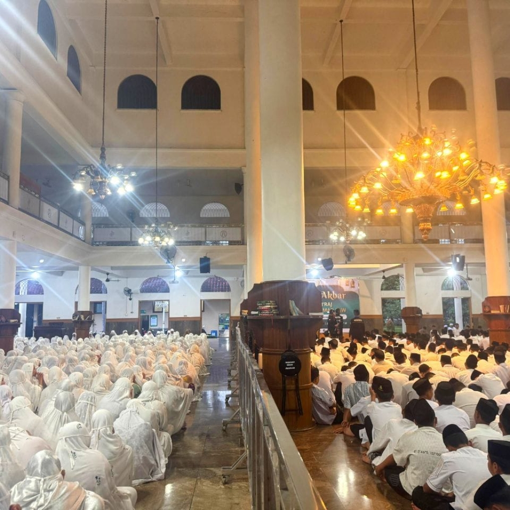 Ratusan Santri Ikuti Tabligh Akbar Isra’ Mi’raj 1447 H di PPMI Assalaam