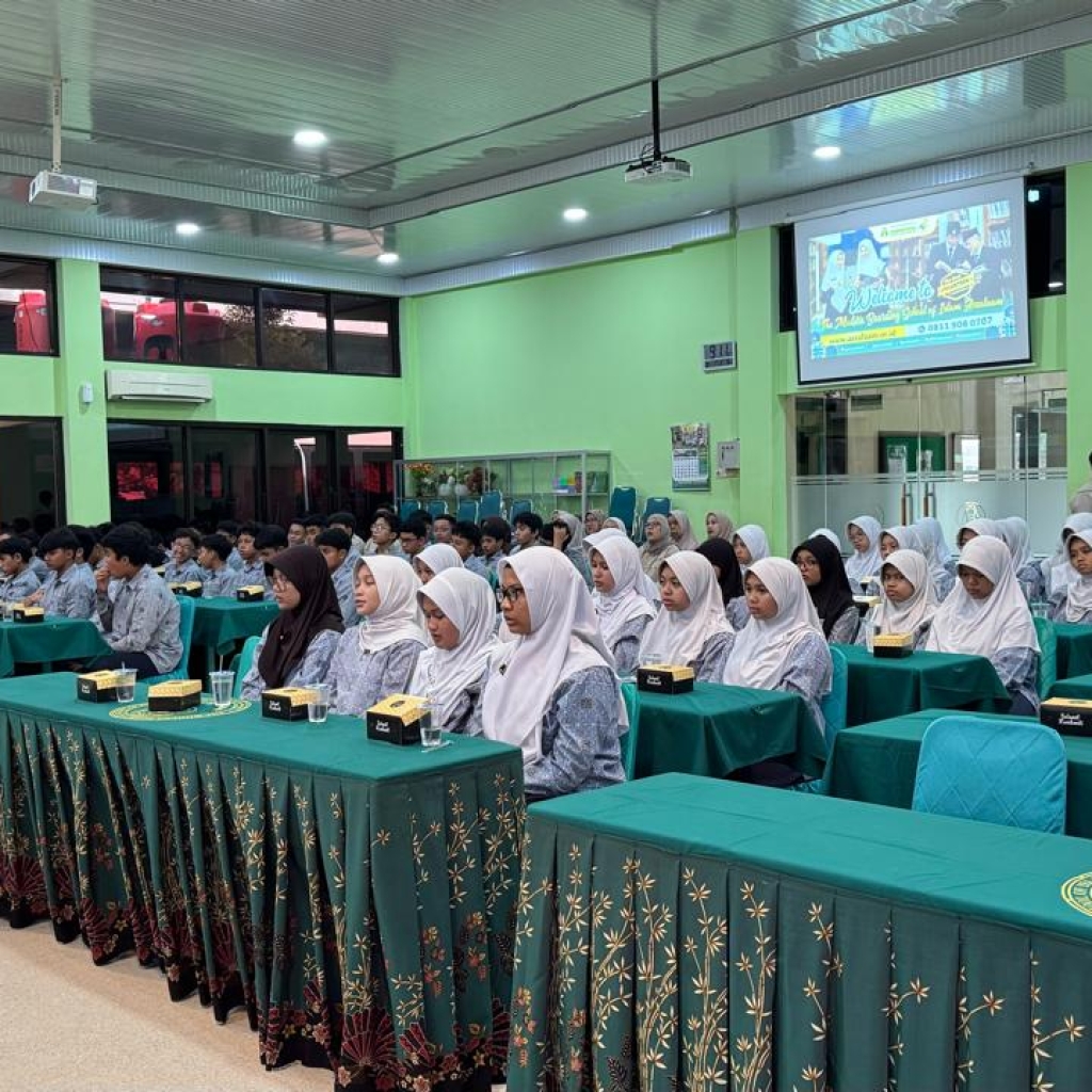 PPMI Assalaam Sambut Kunjungan 140 Siswa SMP Alfa Centauri Bandung