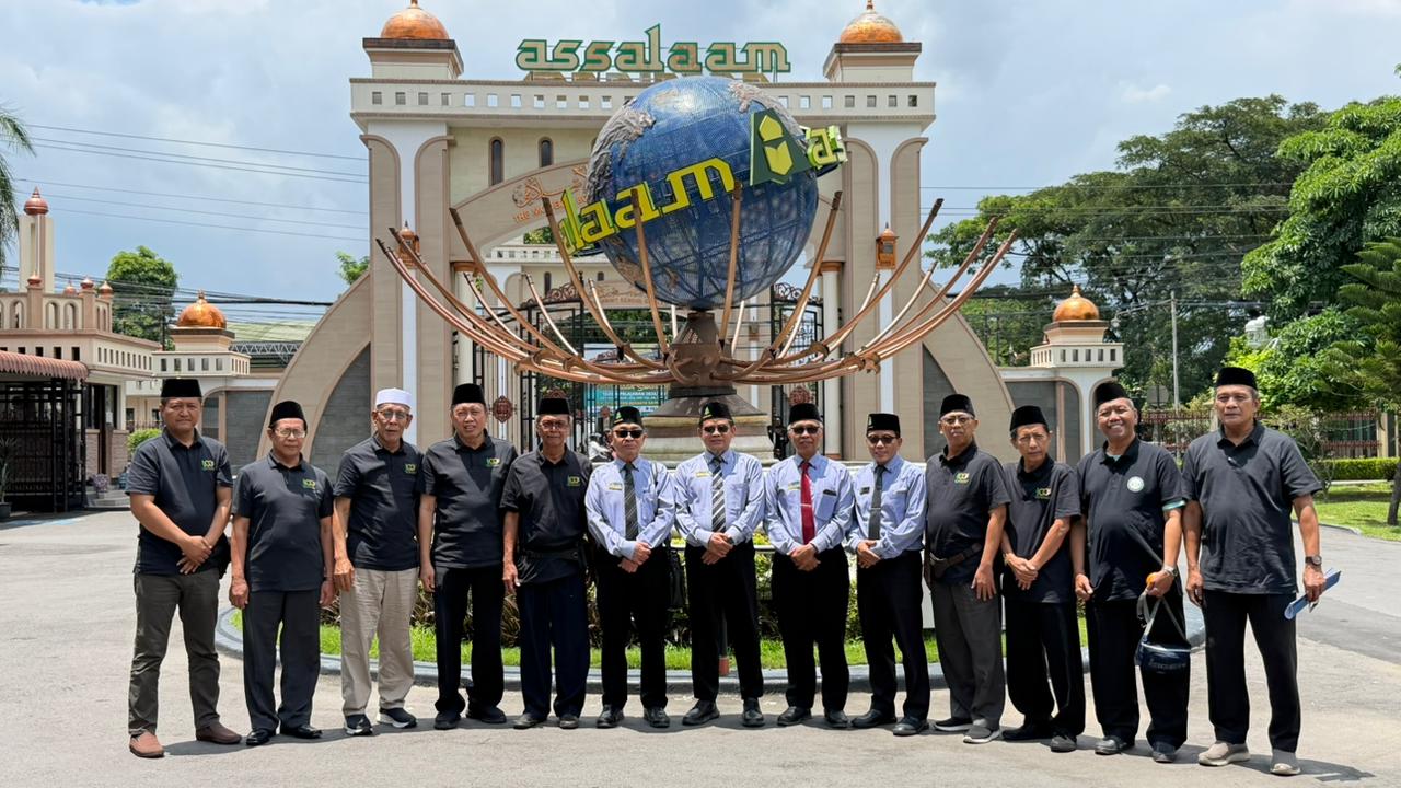 Jajaran Ma’had Shibghotallah Al Islamy Jakarta Utara Kunjungi PPMI Assalaam Surakarta