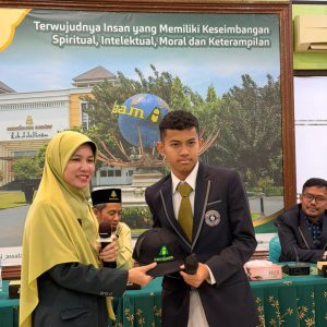 Perkuat Kolaborasi Pendidikan, Al Azhar IIBS Lakukan Studi Banding OSIM MTs PPMI Assalaam