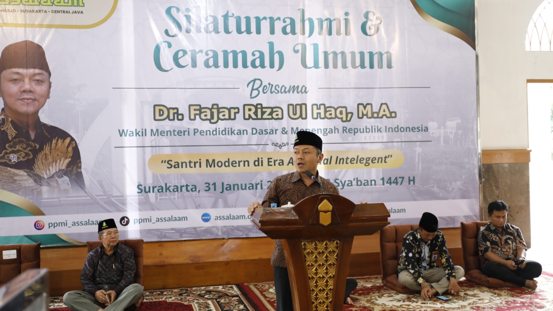 Beri Motivasi Santri Assalaam, Wamendikdasmen: Pesantren Assalaam Ruang Strategis Pembentukan Karakter di Era AI