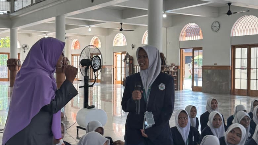 MTs Miftahun Najah Yogyakarta Kunjungi PPMI Assalaam untuk Studi Banding Program Adiwiyata