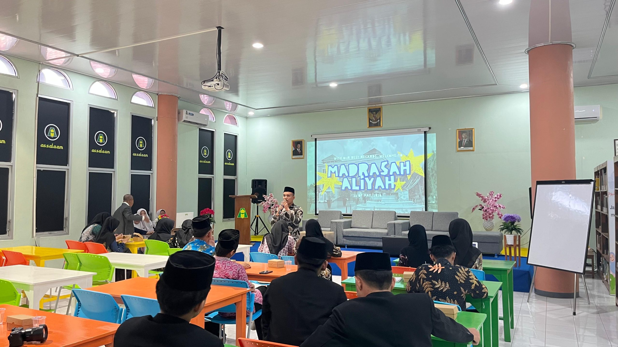 PPMI Assalaam Terima Kunjungan Studi Banding Daarul Huda Banjar
