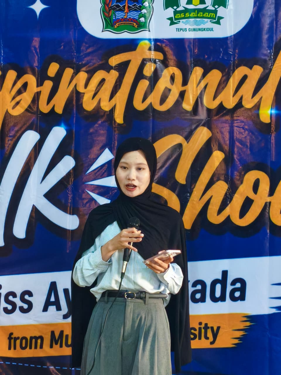 Mahasiswi Musashi University Jepang Berbagi Pengalaman bersama Santri SMP TQS Assalaam Tepus