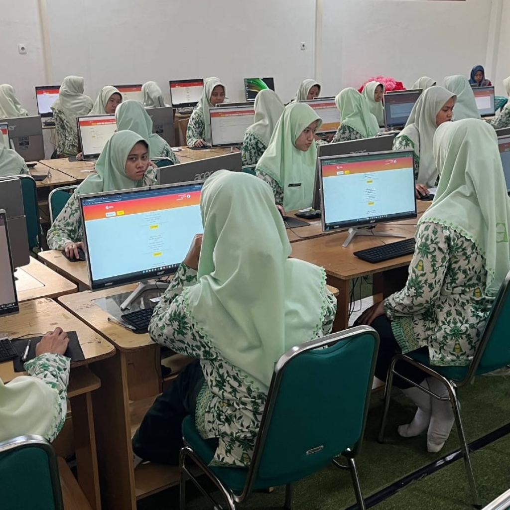 MA PPMI Assalaam Gelar Try Out TKA Perdana, Bekali Santri Hadapi Tes Kompetensi Akademik