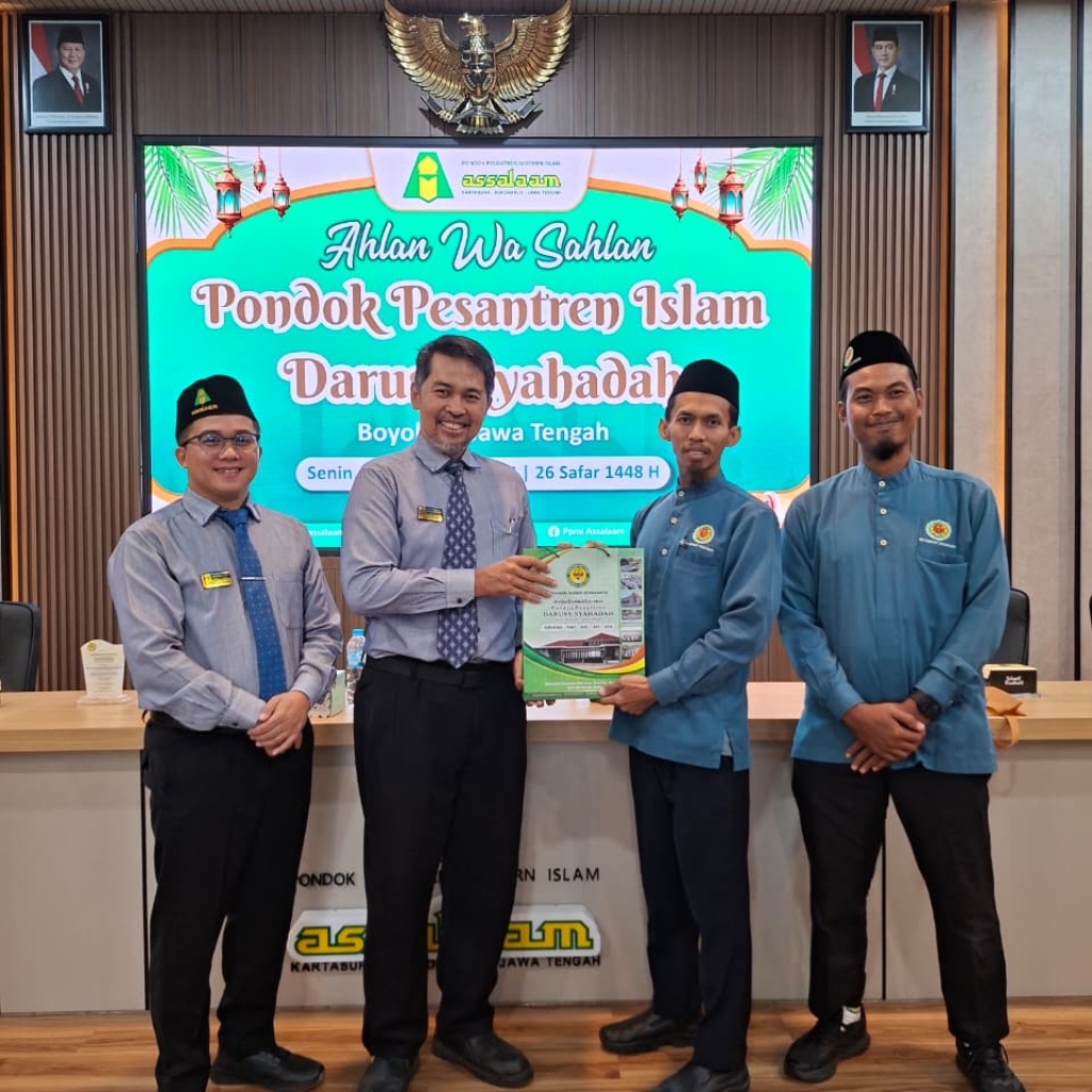 Pesantren Darusy Syahadah Kunjungi PPMI Assalaam, Dalami Pengelolaan Kepengasuhan Putra
