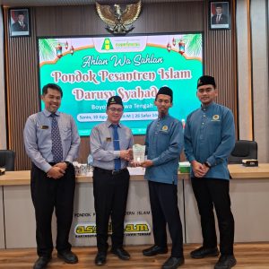 Pesantren Darusy Syahadah Kunjungi PPMI Assalaam, Dalami Pengelolaan Kepengasuhan Putra