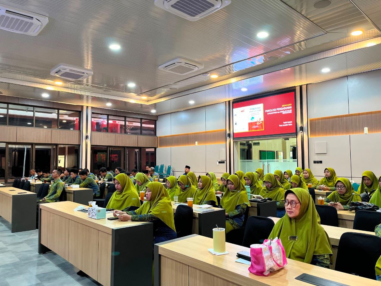 Perkuat Kompetensi Pengasuh, PPMI Assalaam Gelar Dauroh Psikologi Pengasuhan di Pesantren