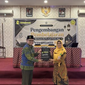 Workshop Kurikulum dan Penyusunan Perangkat Pembelajaran Perkuat Kesiapan Guru MTs PPMI Assalaam