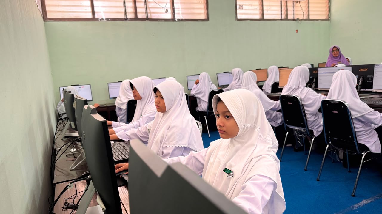 Seleksi Kelas VII PLP MTs PPMI Assalaam Memasuki Tahap Tes Akademik, Psikotes, dan Wawancara