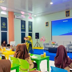 Upgrading Pengurus OP3MIA Putri, Bekali Kepemimpinan dan Keterampilan Pengasuhan Asrama