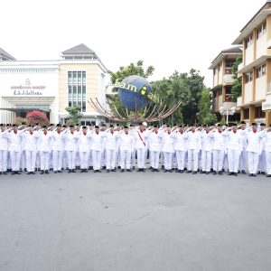 Upacara HUT ke-81 RI di PPMI Assalaam, Santri Diingatkan untuk Lanjutkan Perjuangan Bangsa